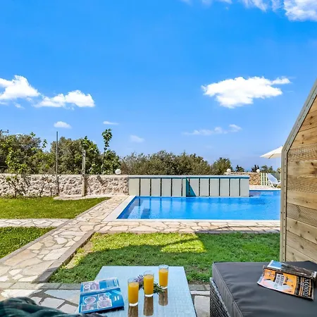 Superior A * Tsoukaládhes