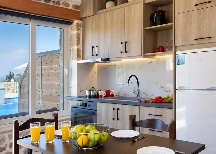 Superior A Tsoukaládhes